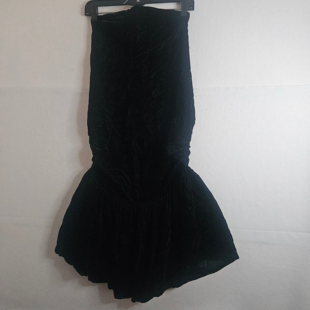 Vtg Norma Kamali Black Velvet Strapless Mermaid Ruffle Dress 4 USA Gothic Vamp